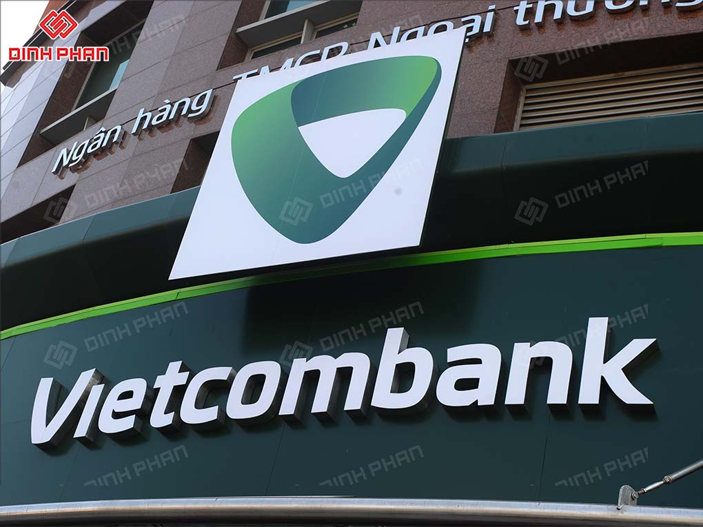 Bảng hiệu ngân hàng Vietcombank
