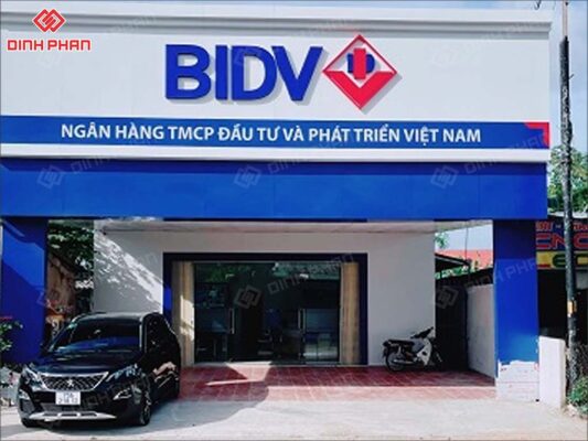 bảng hiệu ngân hàng BIDV