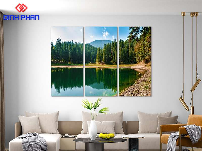 tranh canvas phong thủy hồ rừng