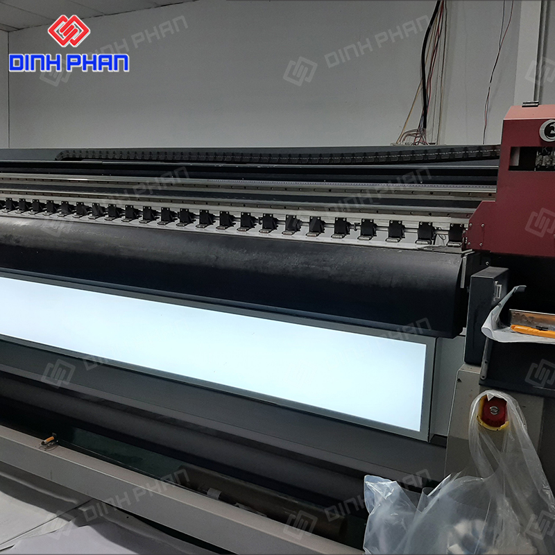 Máy in ấn băng rôn tại In UV Đinh Phan