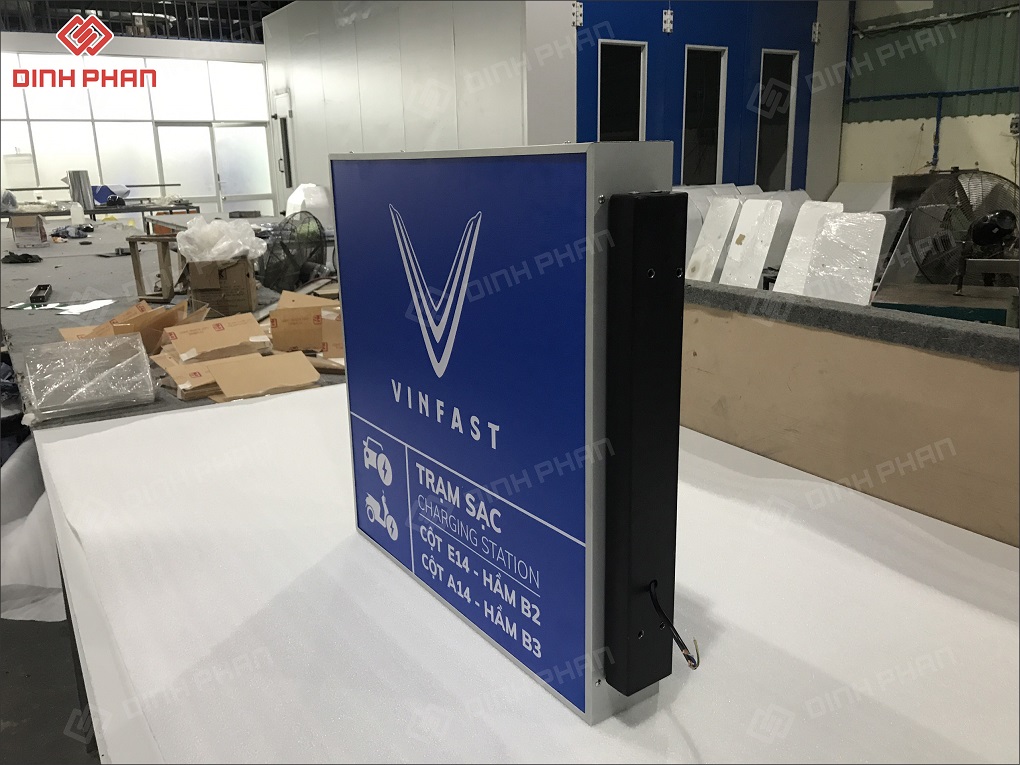 hộp đèn 3m vinfast