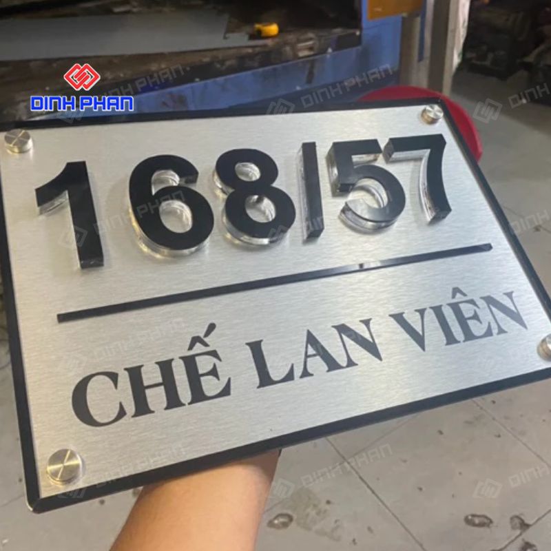 Biển số nhà theo yêu cầu đẹp, rõ nét và phù hợp với từng mặt tiền 13 bien so nha theo yeu cau 1