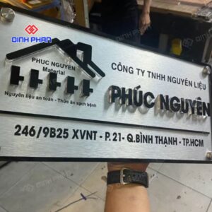 Biển số nhà theo yêu cầu đẹp, rõ nét và phù hợp với từng mặt tiền 7 bien so nha theo yeu cau 2