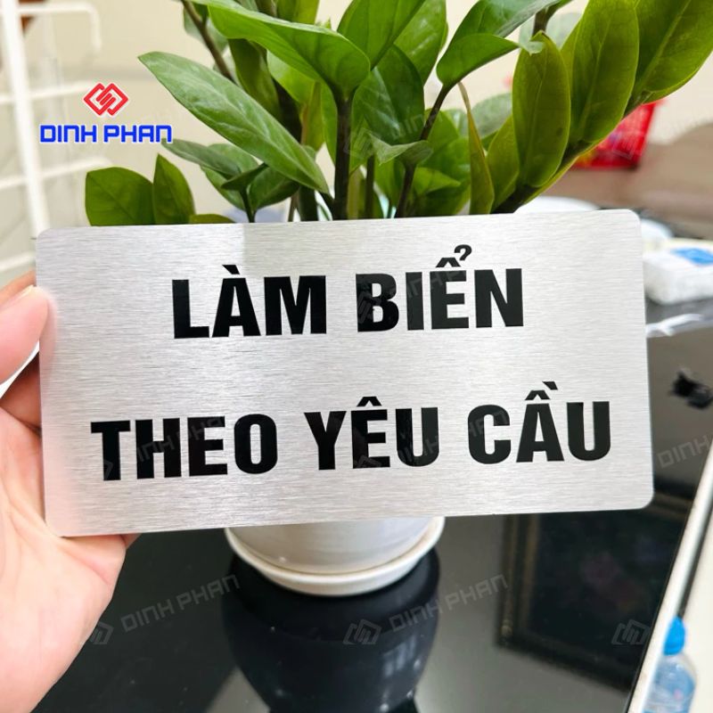 Làm biển theo yêu cầu cầu đẹp, đa dạng chất liệu, thiết kế linh hoạ 2 Làm biển theo yêu cầu cầu đẹp, đa dạng chất liệu, thiết kế linh hoạ