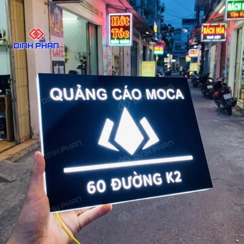 Biển số nhà có đèn hiện đại, dễ nhận diện vào ban đêm 15 bien so nha co den 1